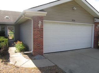 924 N Colfax St, Griffith, IN 46319
