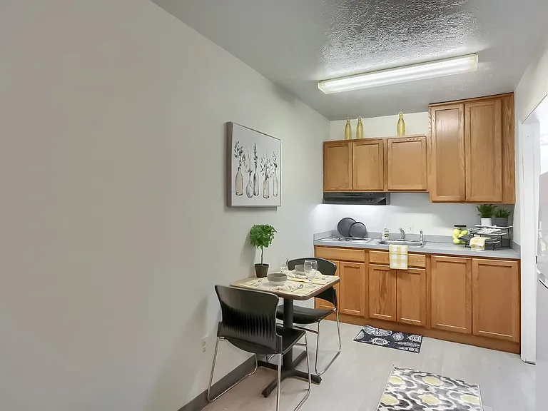 Stoneworth Apartments LLC. — Photo 5