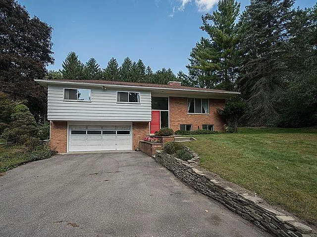 3968 Dexter Ann Arbor Rd photo 1