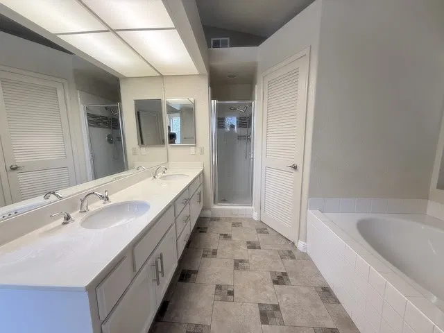 2985 Amber Dr — Photo 32
