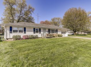 2502 E Devonshire Rd, Springfield, IL 62703