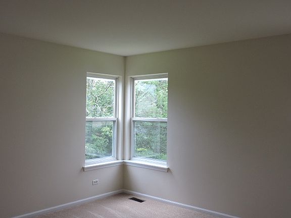 3rd image of 579 W Camden Ln