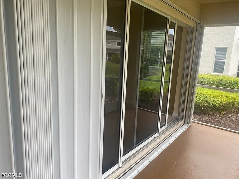 8240 Pacific Beach Dr — Photo 13