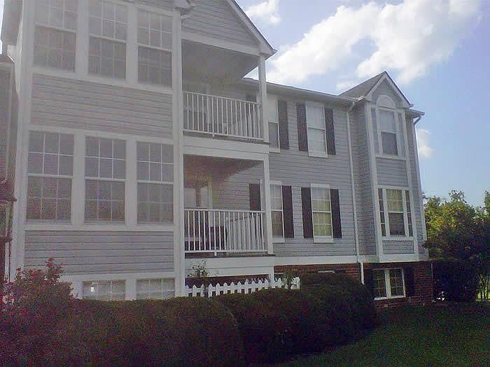 1st image of 10205 Wolfe Manor Ct