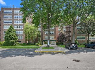 211-40 18th Avenue #4A, Bayside, NY 11360