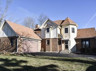 949 Pine Grove Ave, Gurnee, IL 60031