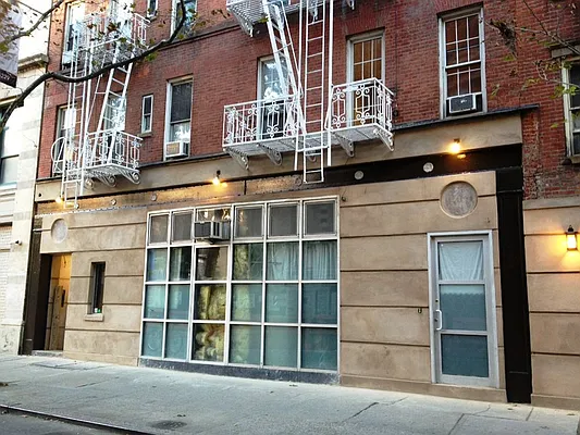 Rented by Sky Management | media 30