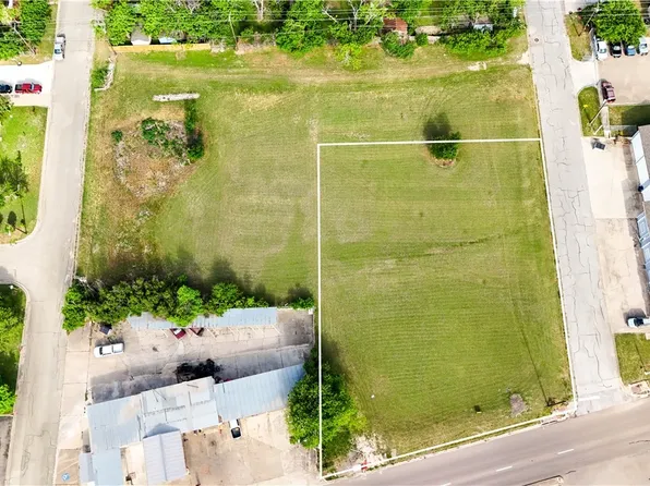 1818 N 3rd St, Temple, TX 76501