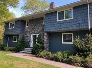 22 Jane Rd, Marblehead, MA 01945