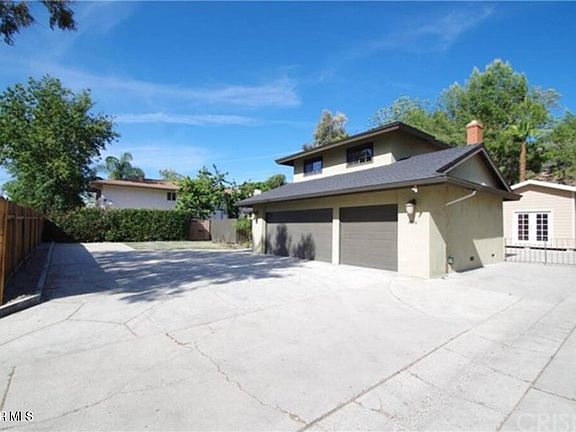 2nd image of 1490 Morrow Cir
