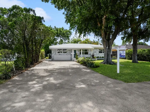4730 NE 2nd Ave, Oakland Park, FL 33334