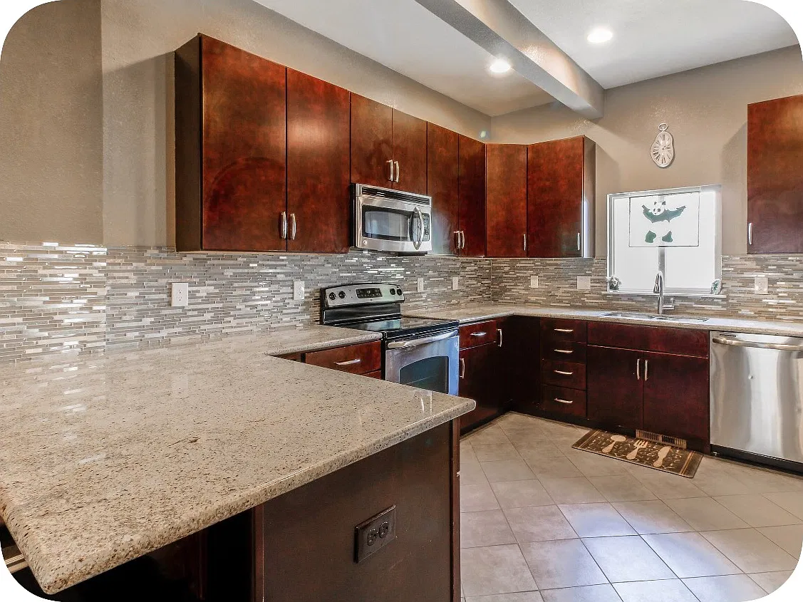 3515 N Lafayette St — Photo 2