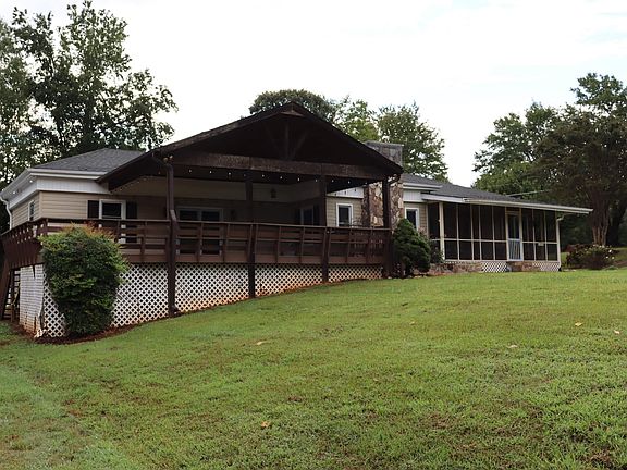 3rd image of 2070 Little Texas Rd