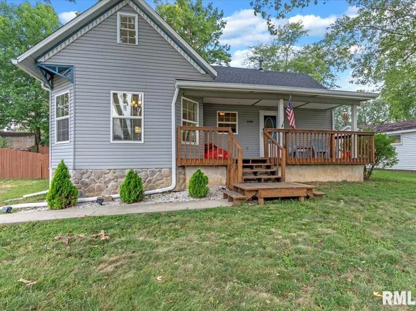 608 E Adams St, Riverton, IL 62561