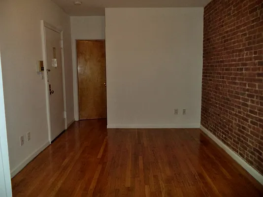 Rented by Prince Real Estate Associates LLC | media 28