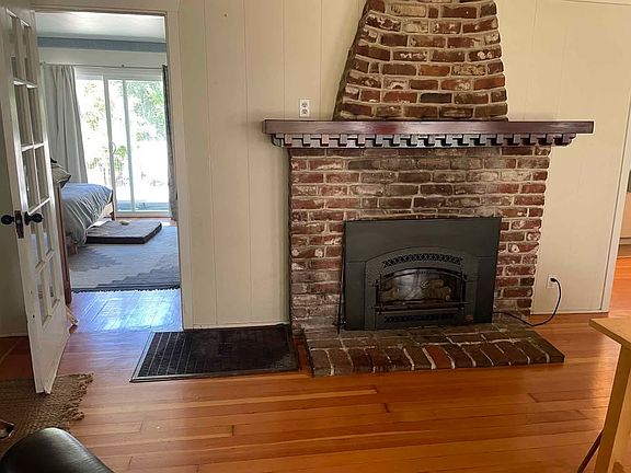 4th image of 10340 California Dr #1