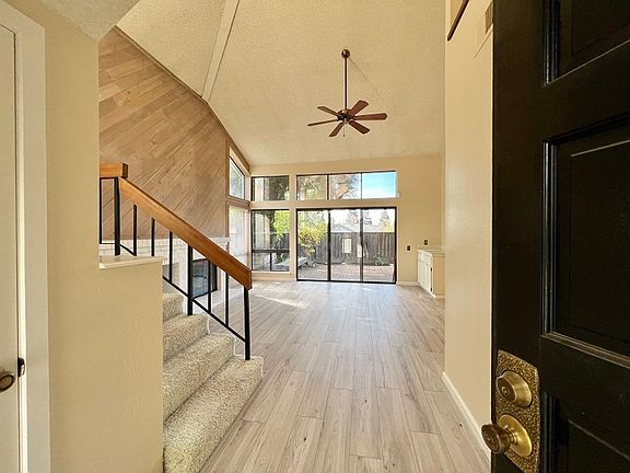 4th image of 485 Trout Ct