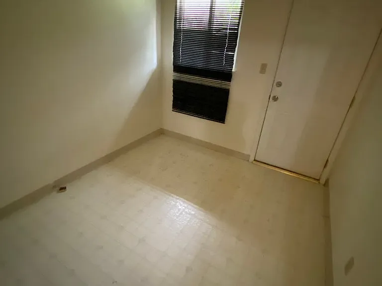1203 Florida Rd #8 — Photo 9