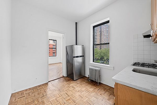 1st image of 340 E 5th St APT C2