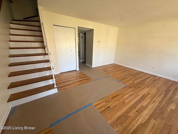 2nd image of 2811 Bexley Ct