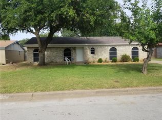 1417 Barron Ln, Fort Worth, TX 76112