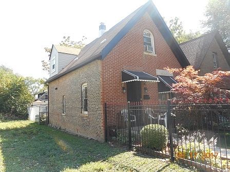 2nd image of 425 N Ridgeway Ave