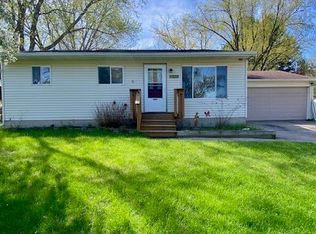 336 Park Ln, Linden, MI 48451