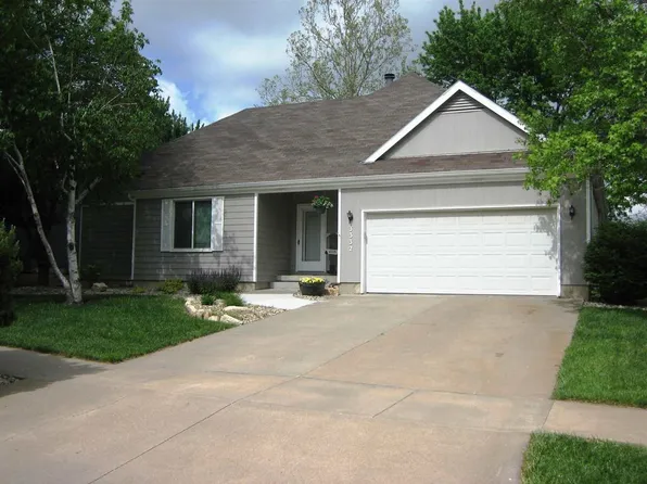 3332 Newbury St, Manhattan, KS 66503