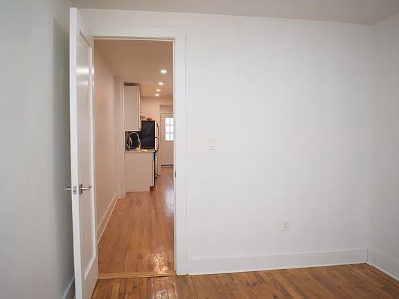 4th image of 2028 Madison Ave APT 1