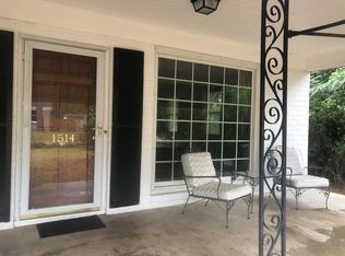 1514 Jessamine St, Cayce, SC 29033