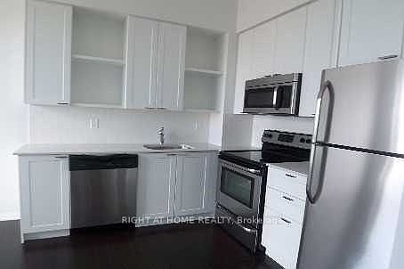 4th image of 35 Hayden St #2601