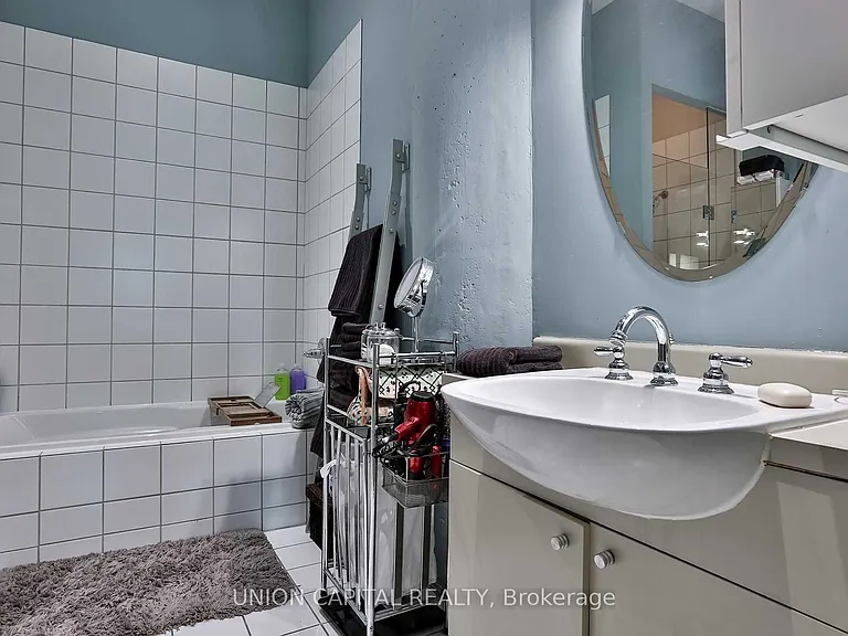155 Dalhousie St #708 — Photo 9
