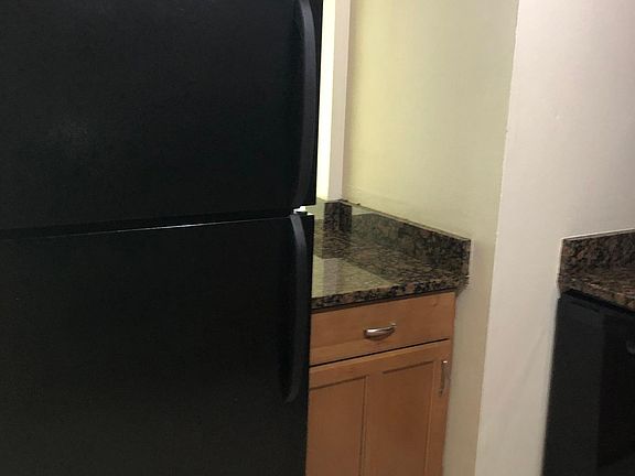 3rd image of 11252 Royal Palm Blvd