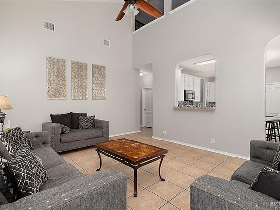 4th image of 3209 N 36th St
