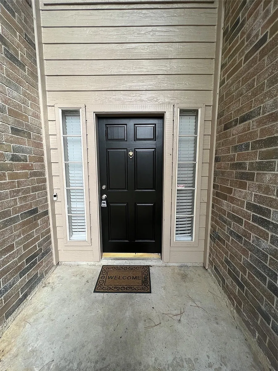 Building Photo - 14614 Cypress Falls Dr