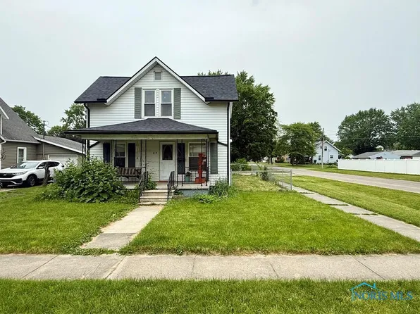 613 Maplewood Ave, Delta, OH 43515