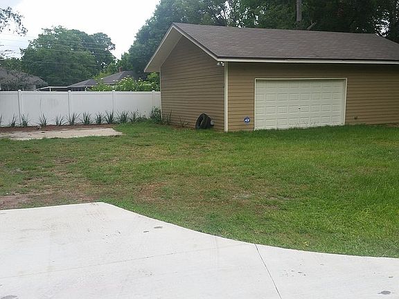 5th image of 4331 Bethwood Cir