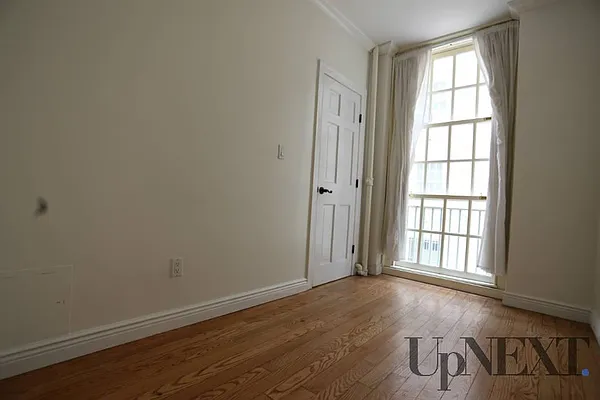 Rented by UpNext Real Estate | media 14