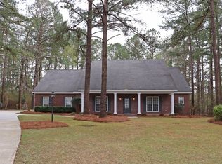27 Crestwick Cir, Hattiesburg, MS 39402