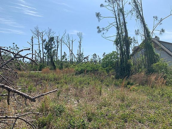 3rd image of 11838 Country Club Dr