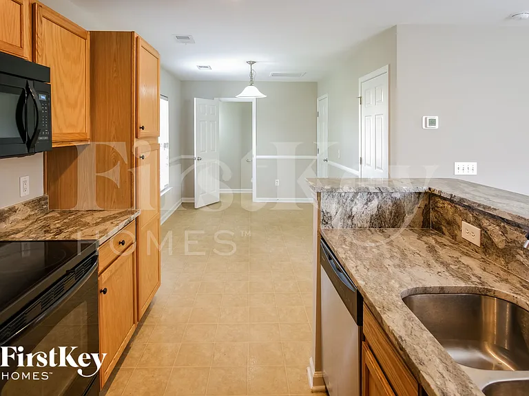 615 Silver Moss Dr — Photo 6