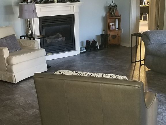 Cozy ventless fireplace in d