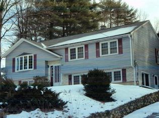 48 Keyes Rd, Gardner, MA 01440