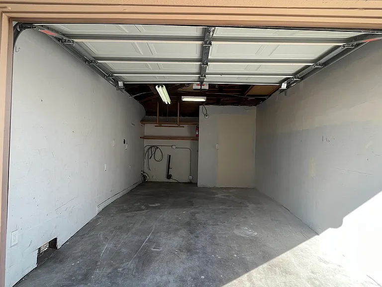2053 264th St — Photo 16