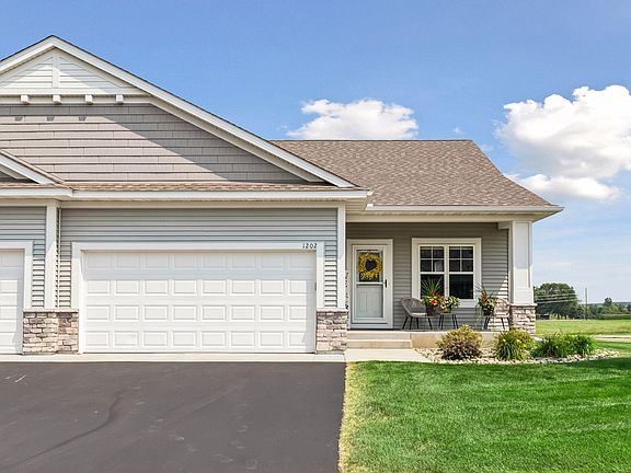 2nd image of 1202 Naser Way