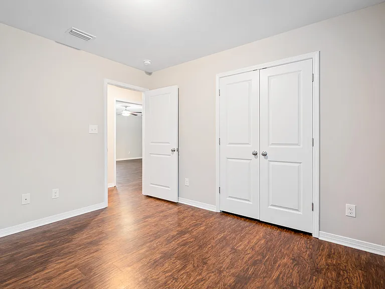 3836 Chesterfield Ln — Photo 15