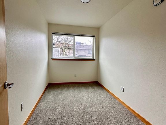 5th image of 2226 NW 58th St Unit 4D