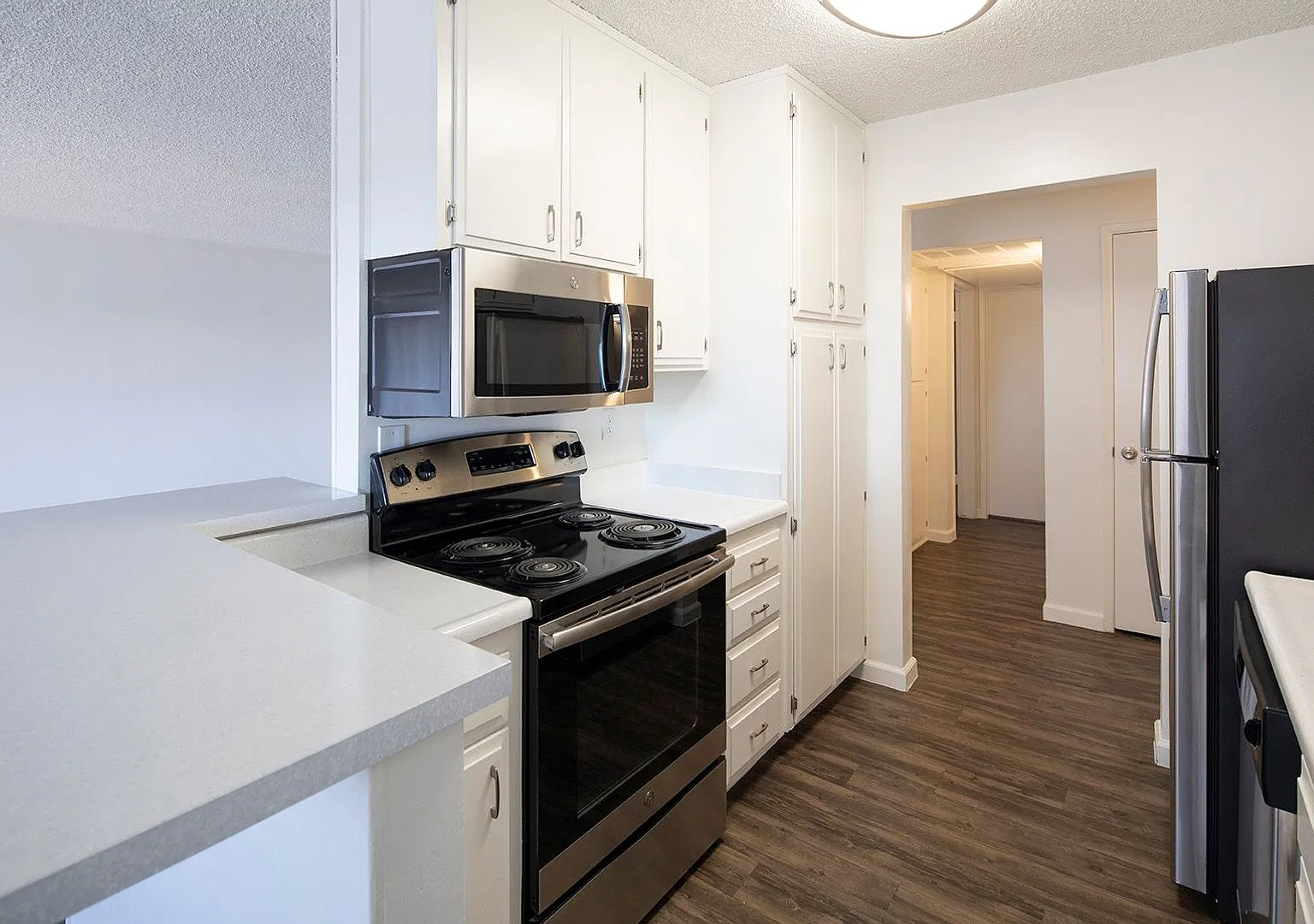 Fountain Estates Apartments — Photo 3