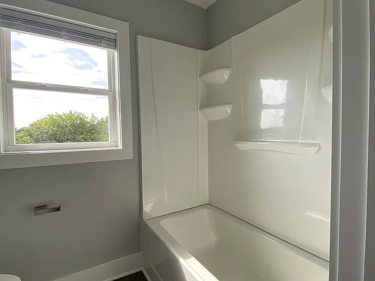 1 Craven St #8 — Photo 6