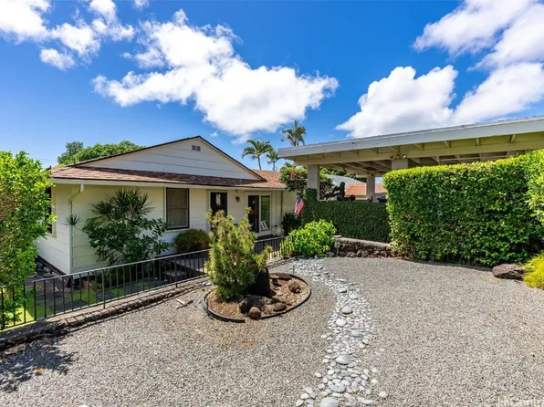 4467 Alakoa St, Honolulu, HI 96821